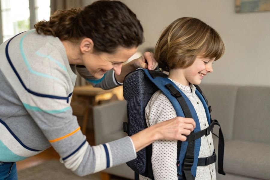 1073-school-backpack-child-health-guide