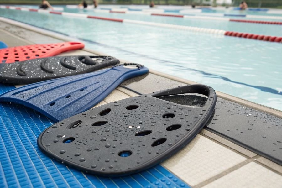 1389-swimming-paddles-pro-secret-weapon