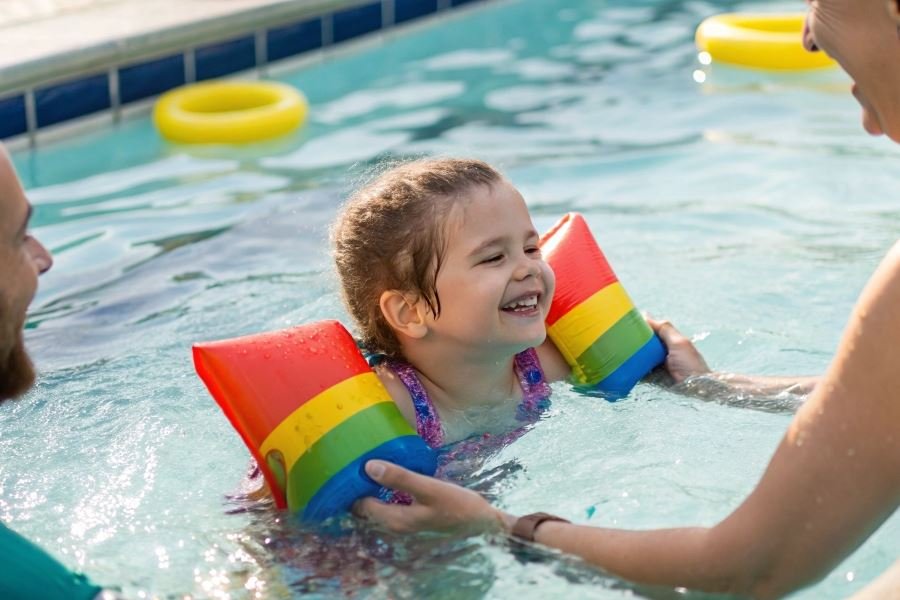 1393-water-safety-kids-armbands-importance