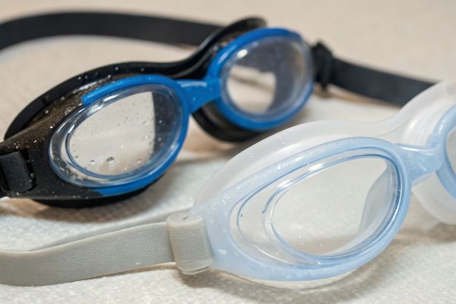 1409-swimming-goggles-seal-selection-guide