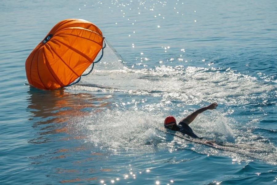 1423-swimming-parachutes-open-water-safety
