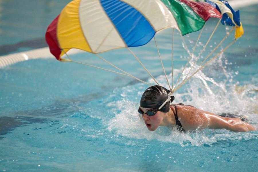 1429-swimming-parachute-training-revolution