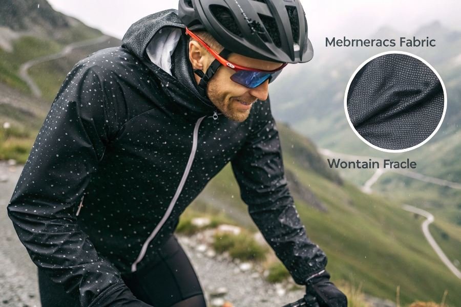 1721-cycling-gear-materials-comfort-safety