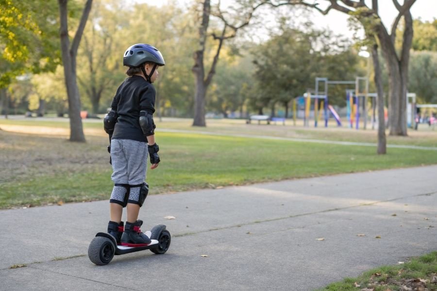 1754-safe-hoverboard-selection-for-kids