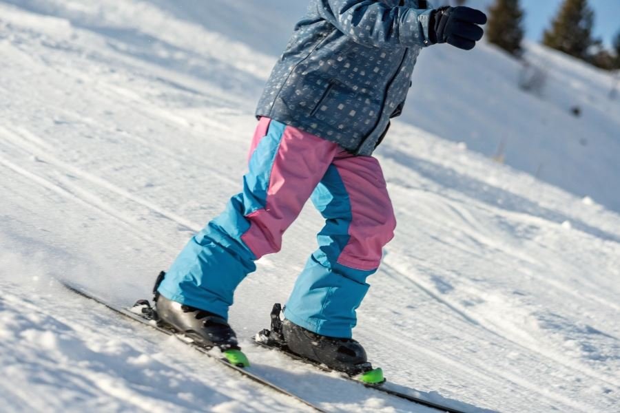 2041-winter-pants-for-young-athletes