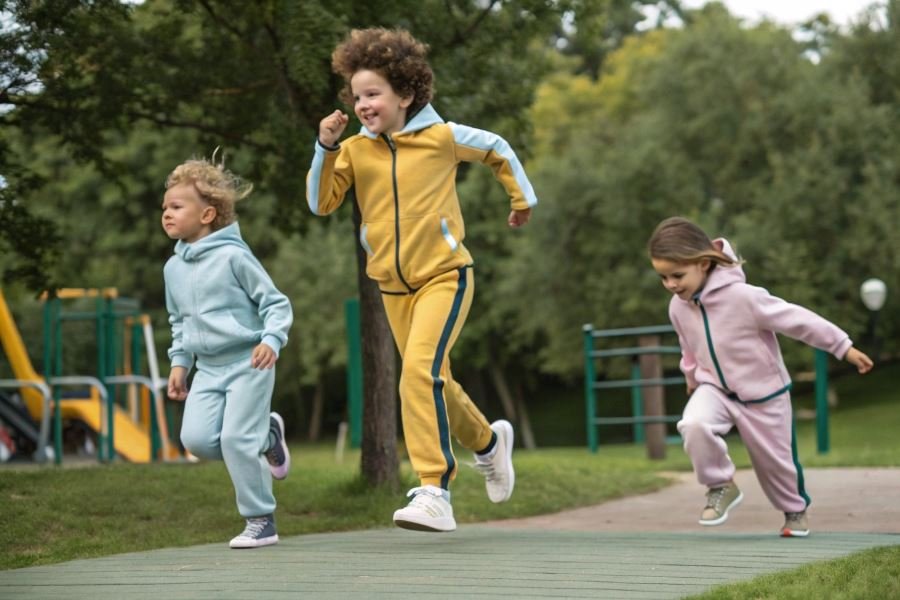 2060-kids-sports-clothing-comfort-success