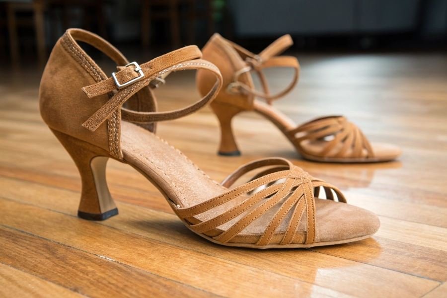 2288-latin-dance-shoes-selection-guide
