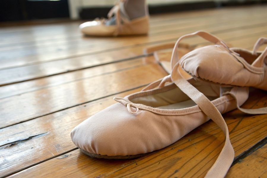 2306-adult-gymnastics-shoes-selection-guide