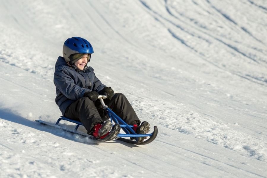 238-folding-snow-scooters-for-young-extremists