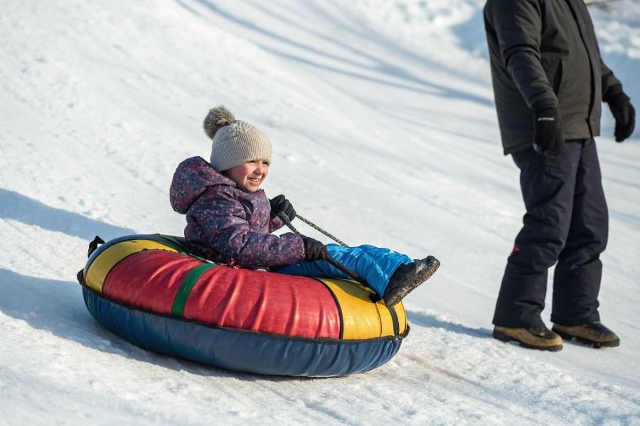 242-safe-snow-tubing-for-children