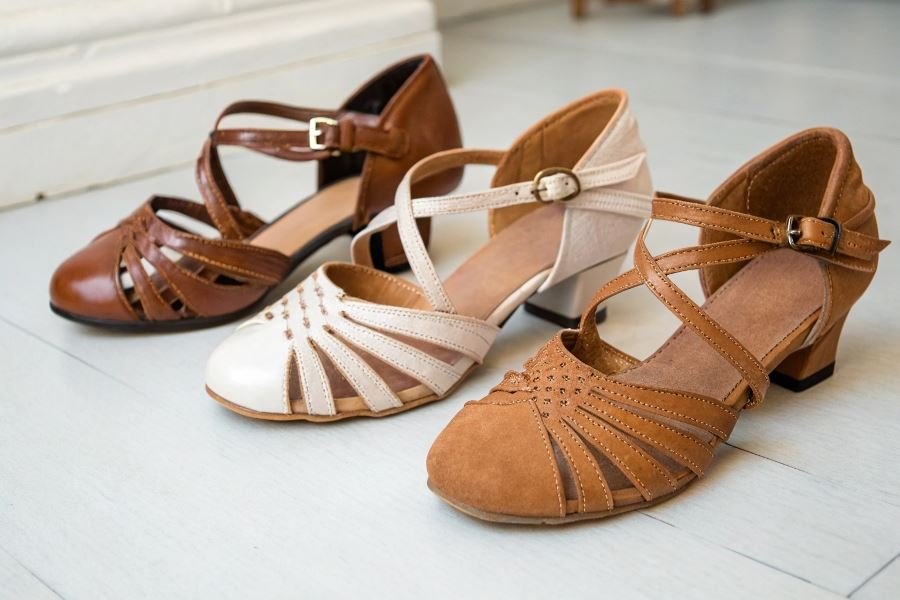 2482-dance-shoes-for-young-latin-ballroom-stars