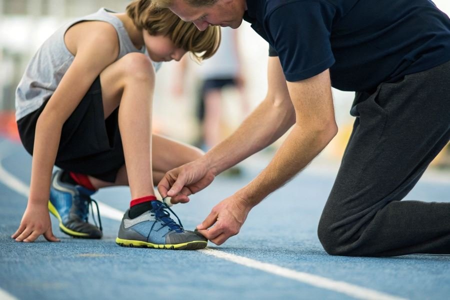 2509-youth-track-spikes-champions