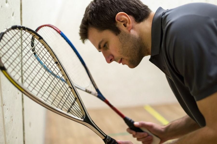 260-racket-head-size-impact-squash-performance
