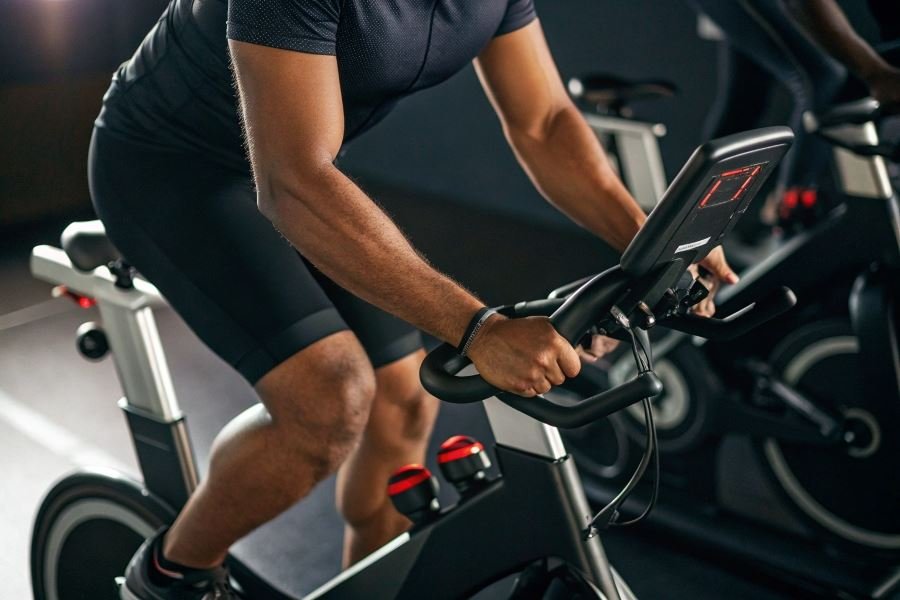 410-professional-exercise-bikes-selection-guide