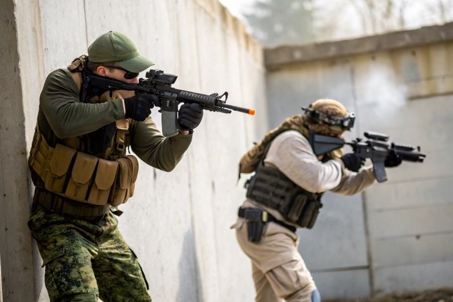 606-airsoft-rifles-electric-vs-spring-comparison