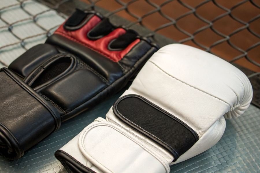 816-fighter-hand-protection-boxing-gloves
