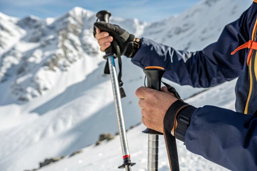 86-trekking-poles-freeride-carving-mastery