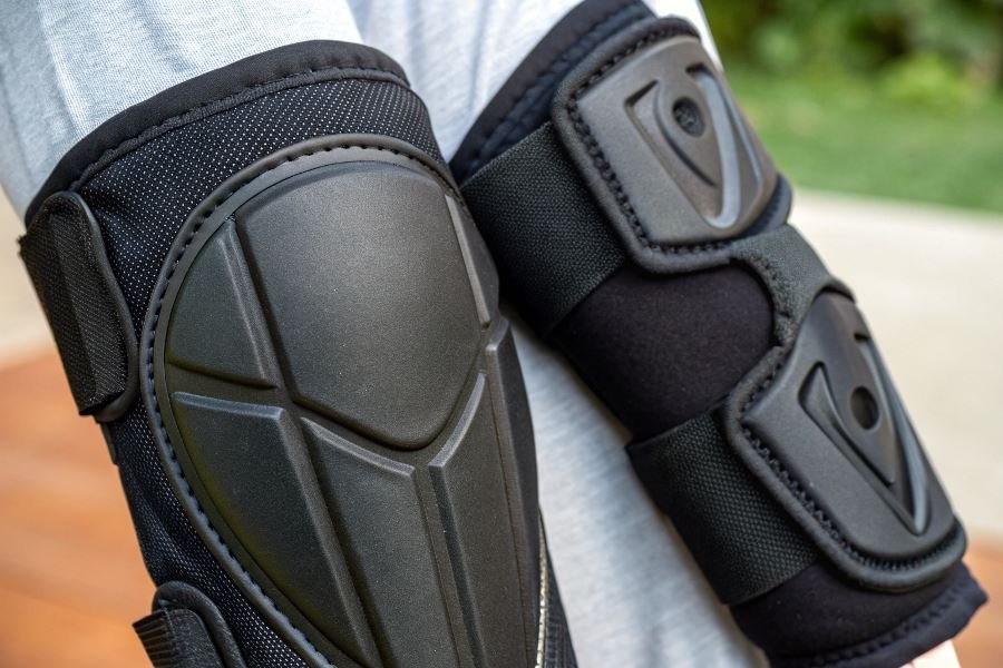 903-elbow-protection-choosing-right-gear