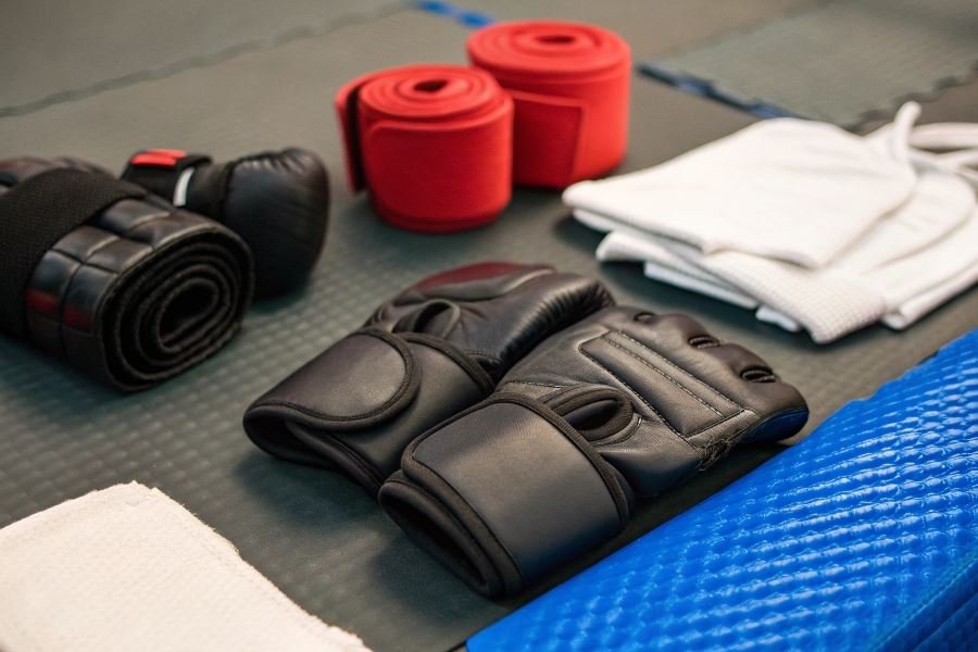 914-finger-protection-in-combat