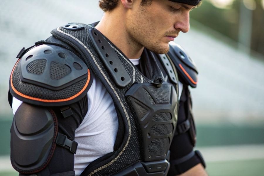 930-shoulder-protection-for-professional-athletes