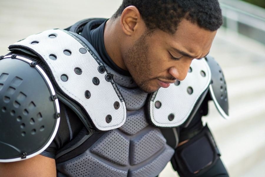 934-shoulder-protection-sports-specialized-vs-universal